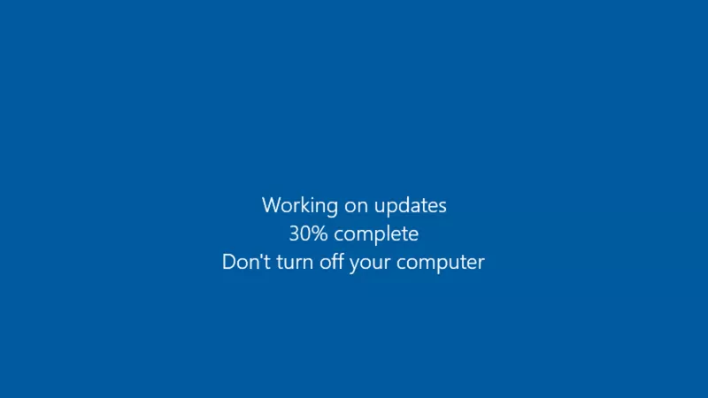 Blue Windows 10 screen reading Working on updates, 30% complete, Don't turn off your computer
